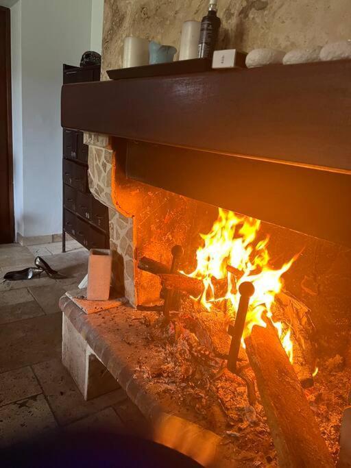 Villa Au Coeur De La Provence Evenos Eksteriør billede